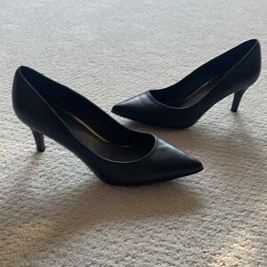 Kenneth Cole Reaction Collection Heels